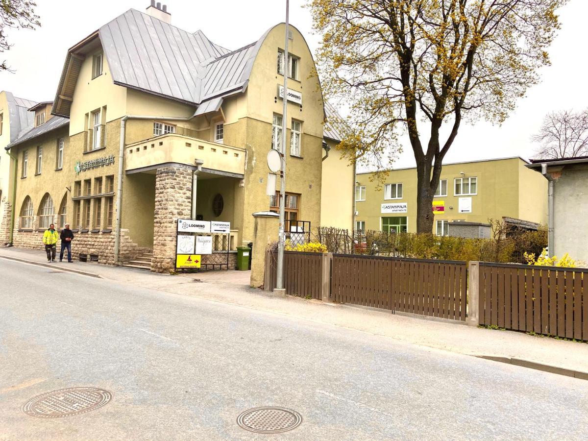 Kastanimaja Apartments Тарту Екстериор снимка