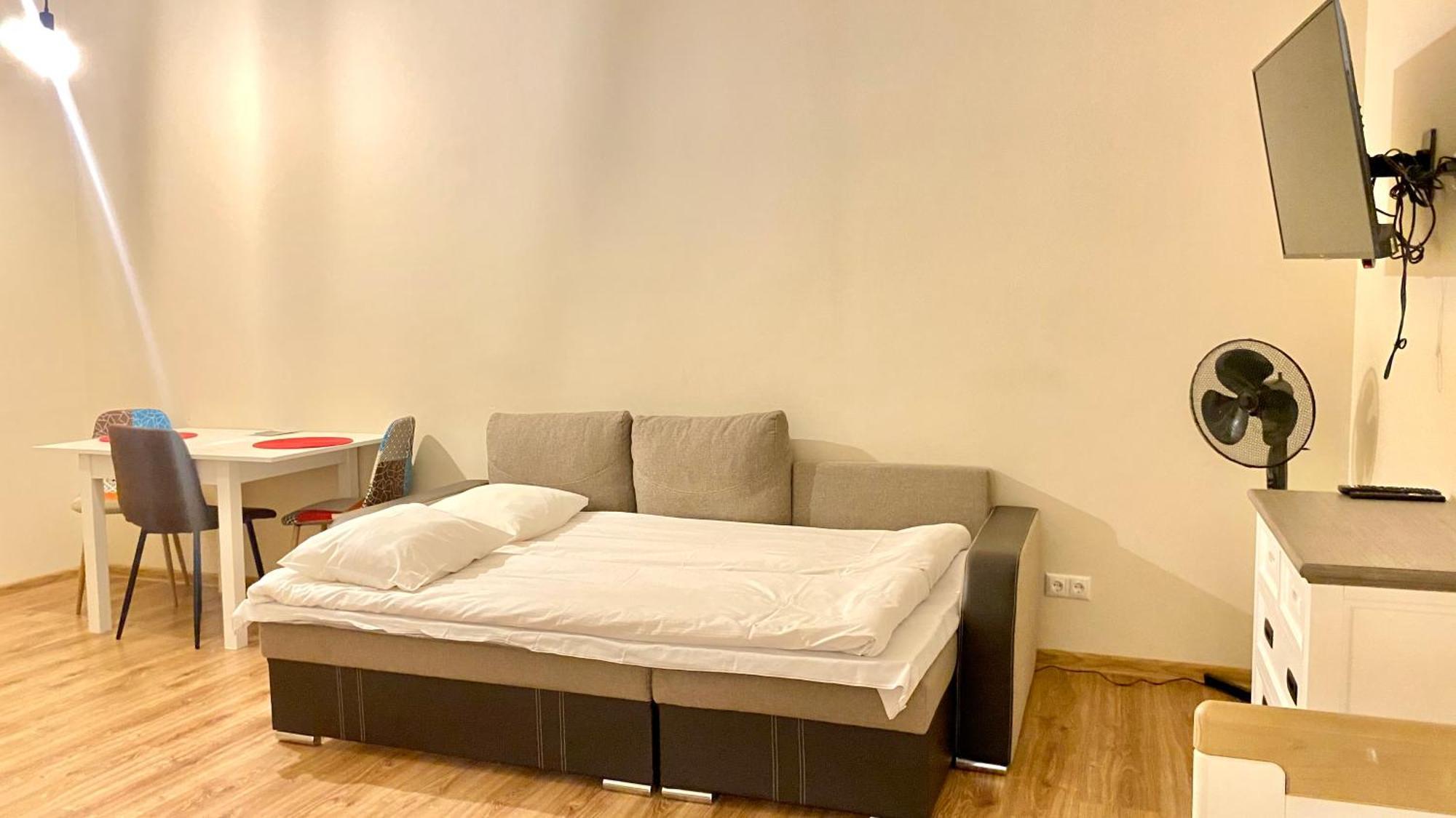 Kastanimaja Apartments Тарту Екстериор снимка