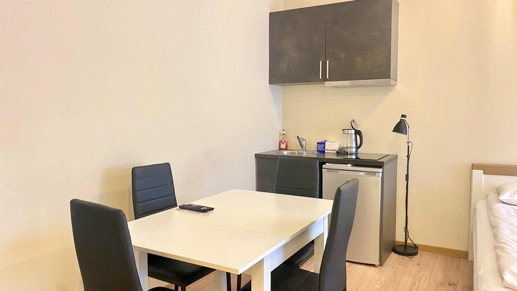 Kastanimaja Apartments Тарту Екстериор снимка
